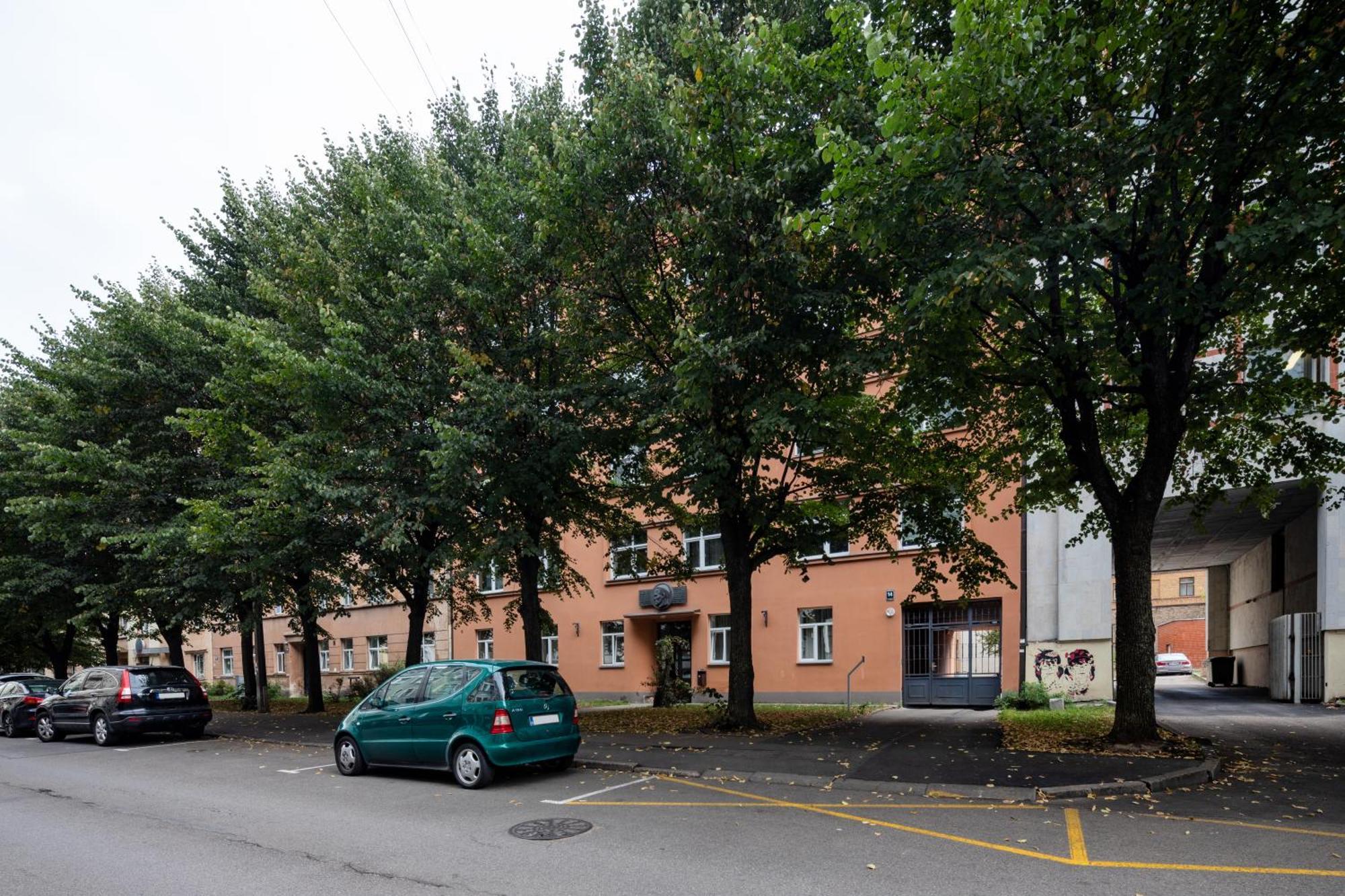 Riga Embassy Center Apartment With Parking Esterno foto