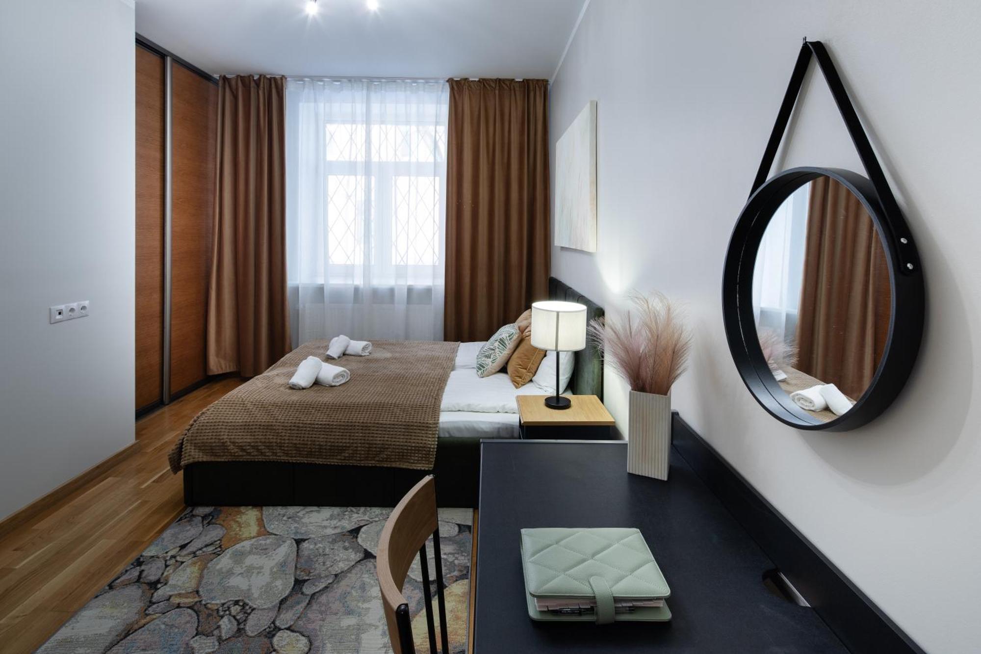Riga Embassy Center Apartment With Parking Esterno foto