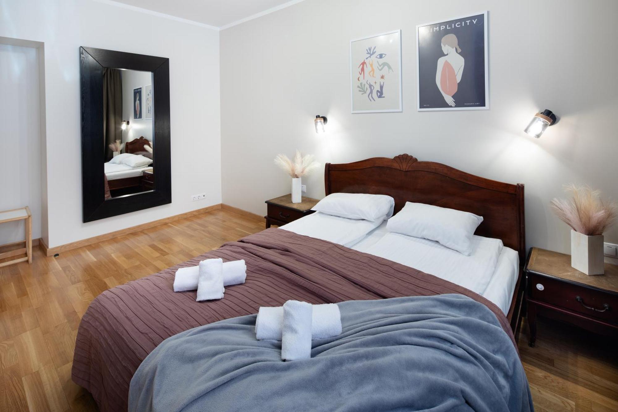 Riga Embassy Center Apartment With Parking Esterno foto